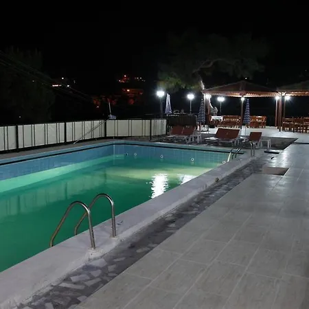 Apollon Hotel 2*